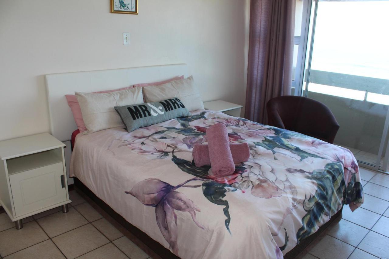 Stella Maris 144 Apartment Amanzimtoti Luaran gambar