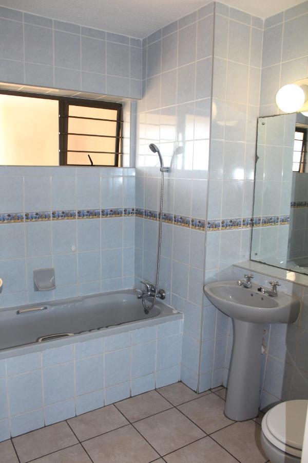 Stella Maris 144 Apartment Amanzimtoti Luaran gambar